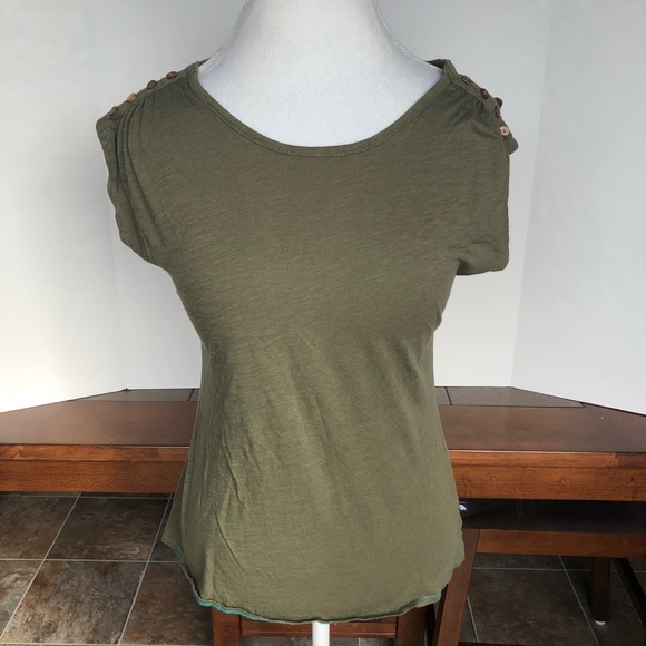 The North Face Tops - North face green shirt